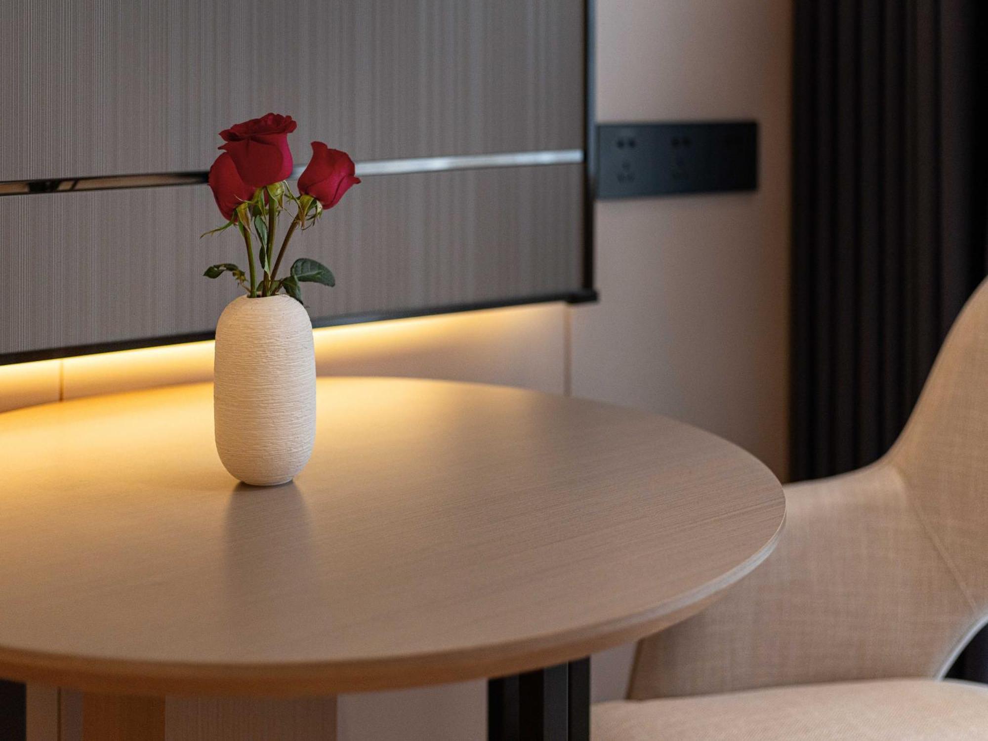 Lavande International Hotel Guangzhou Taikoo Hui Square Shipaiqiao Metro Station Branch - Free Shuttle Bus To Canton Fair Complex During Canton Fair Period & Free Vpn Internet Access Екстер'єр фото