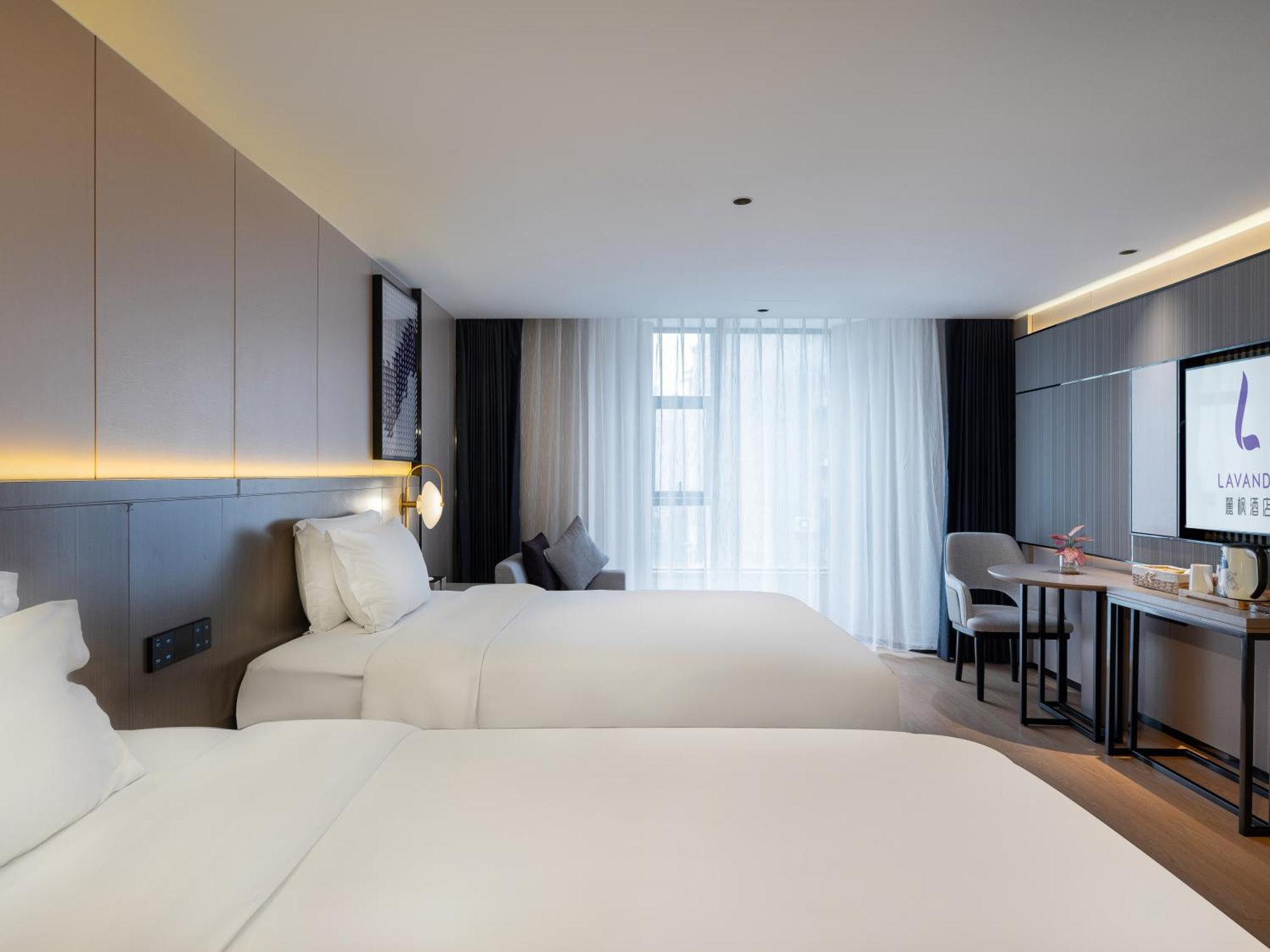 Lavande International Hotel Guangzhou Taikoo Hui Square Shipaiqiao Metro Station Branch - Free Shuttle Bus To Canton Fair Complex During Canton Fair Period & Free Vpn Internet Access Екстер'єр фото