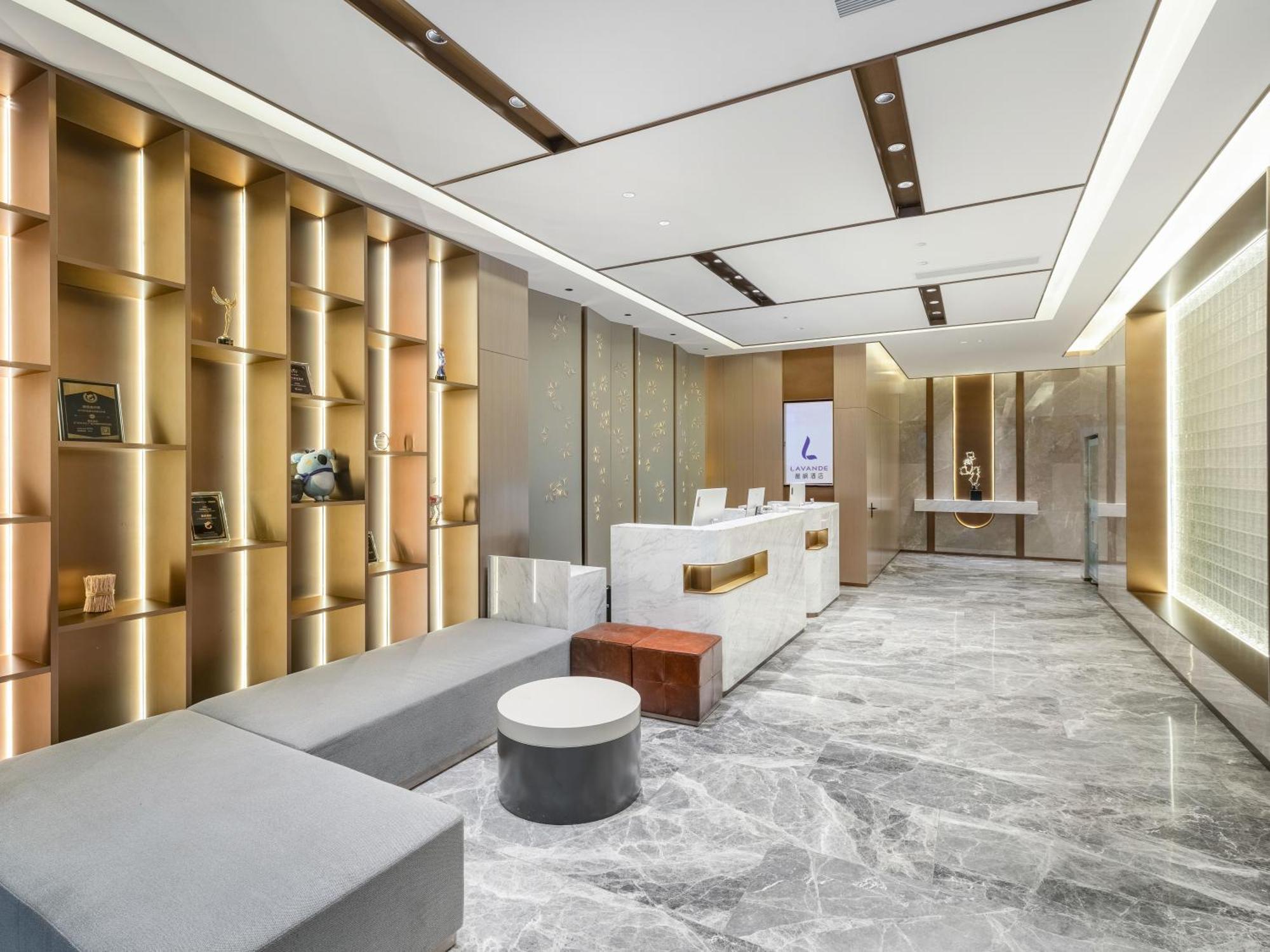 Lavande International Hotel Guangzhou Taikoo Hui Square Shipaiqiao Metro Station Branch - Free Shuttle Bus To Canton Fair Complex During Canton Fair Period & Free Vpn Internet Access Екстер'єр фото