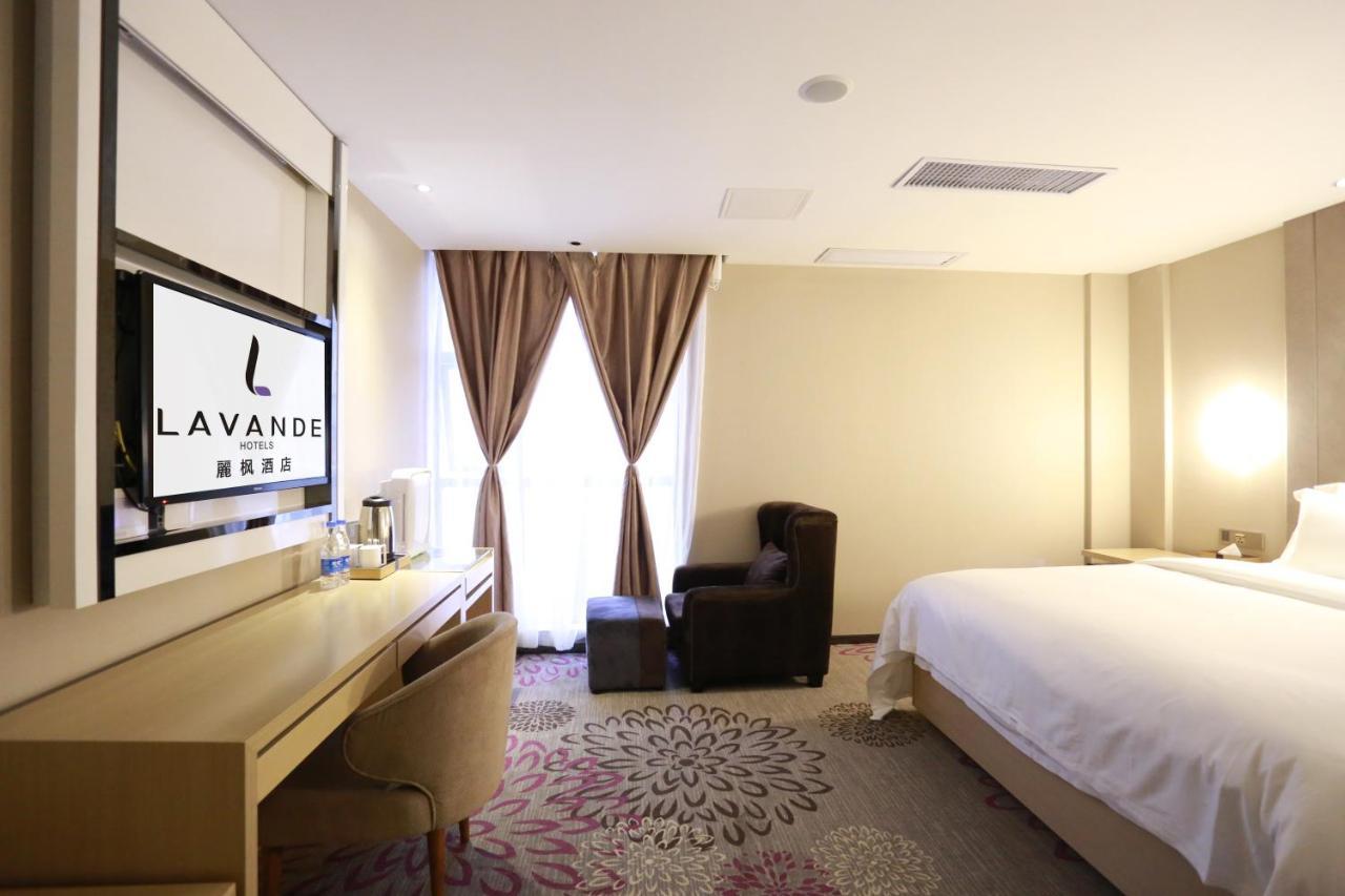 Lavande International Hotel Guangzhou Taikoo Hui Square Shipaiqiao Metro Station Branch - Free Shuttle Bus To Canton Fair Complex During Canton Fair Period & Free Vpn Internet Access Екстер'єр фото