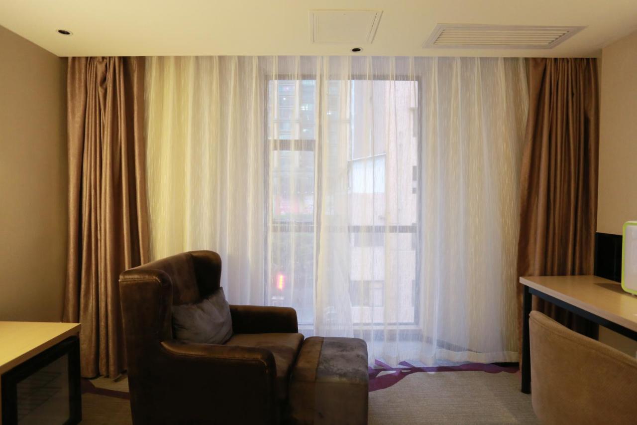 Lavande International Hotel Guangzhou Taikoo Hui Square Shipaiqiao Metro Station Branch - Free Shuttle Bus To Canton Fair Complex During Canton Fair Period & Free Vpn Internet Access Екстер'єр фото